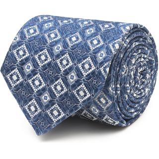 Silk tie